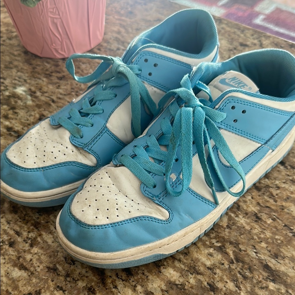 nike dunks - Picture 2 of 5